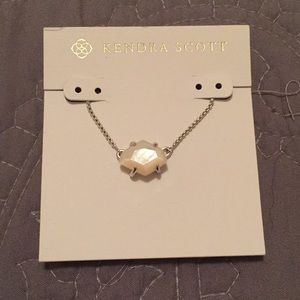Kendra Scott Silver Pendant